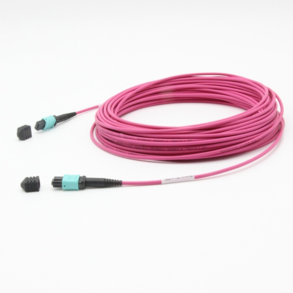 8 Fiber MPO Male Connector Patchcord OM4 Cable For Backbone Polarity Change
