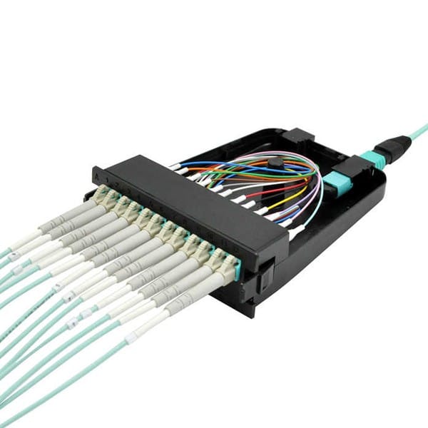 2x12F Male MTP MPO cassette With LC PC Connectors OM3 40GB