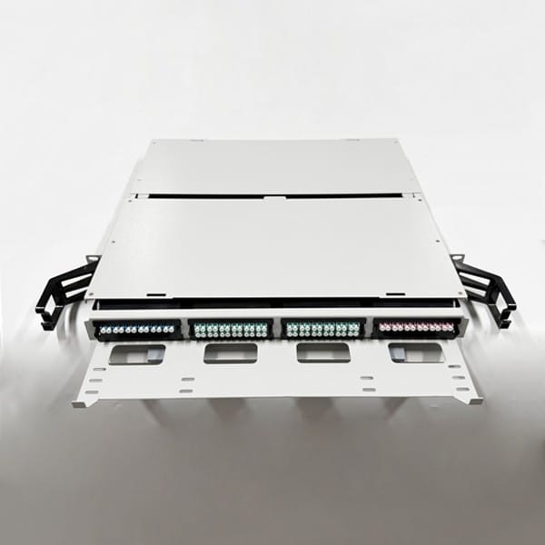 MPO MTP To LC Patch Panel With Fiber Management Tray, Breakout Cable and Cassette