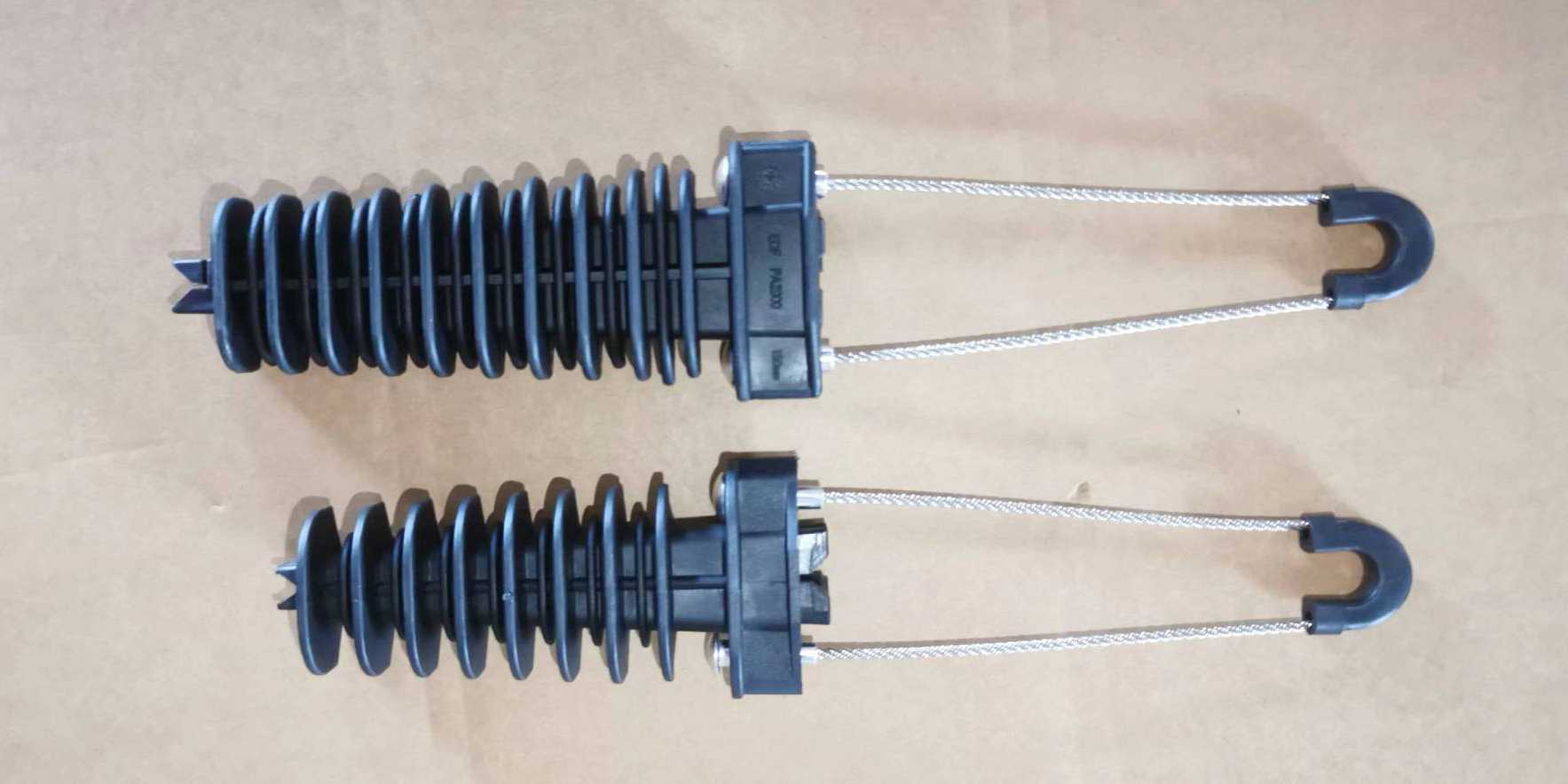 Pa66 Plastic Cable Suspension Clamp With Wedge For Adss Cable, Low Voltage Abc Cable pa500实物 1 Pa66 Plastic Cable Suspension Clamp With Wedge For Adss Cable, Low Voltage Abc Cable