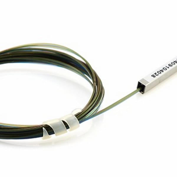 ftth splitter gpon 1x8 without connectors, single mode blue input and output fiber arrays 1.5meter long, corning g657a2 fiber