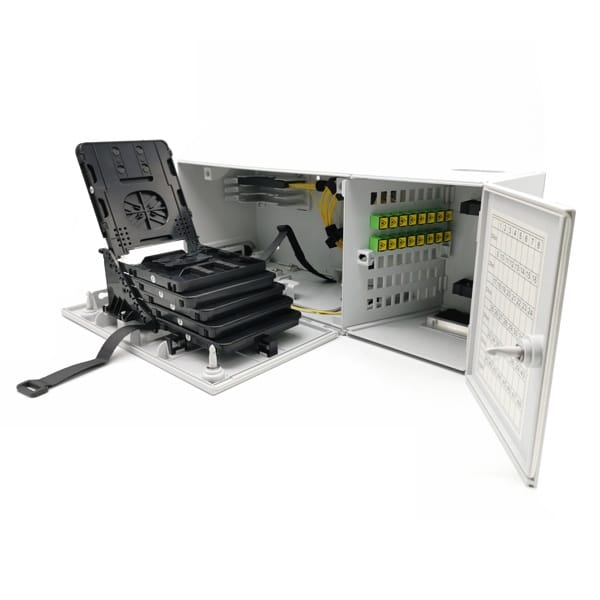 wall mounted 96 cores odb fiber optic, fiber optic conection box with 48 sc adapters and pigtails with splice cassettes, 4x 1:16 abs splitter holder