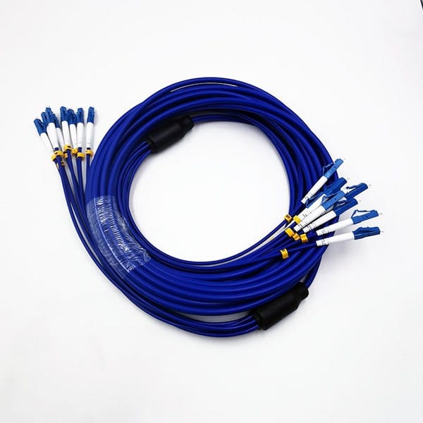 8 core armored fiber optic patch cable lc upc lc upc singlemode g.652d pvc blue sheath, 15 mts