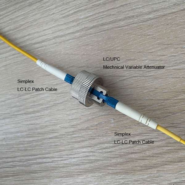 lc/upc mems voa optical attenuator, female to female adapter, meta housing, cermaic ferrule, wide 0db 15db adjustable range