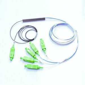 1:5 sc apc splitter unbalanced spliting ratio 80:20, g657a1 smf 1m, in black, out ch1: blue 80%, ch2 5: white 5% each